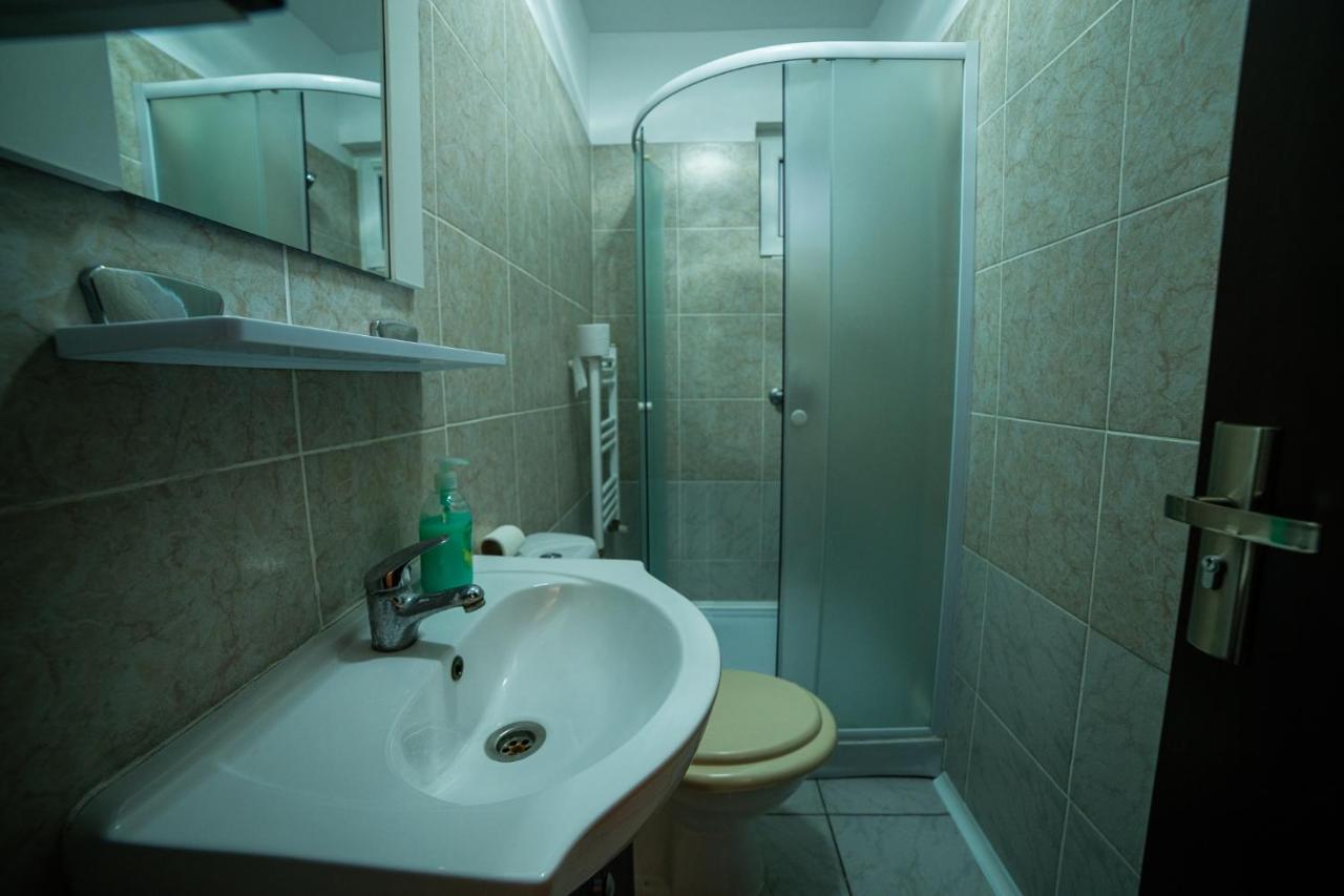 Buget B&B Focşani Екстериор снимка