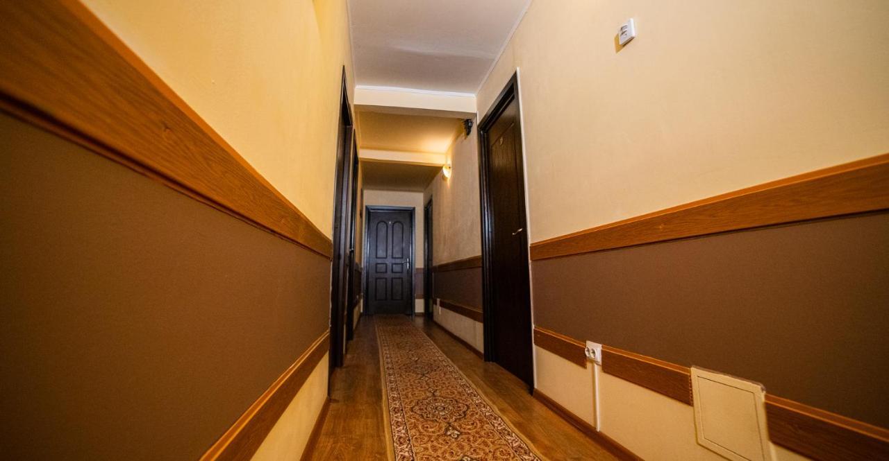 Buget B&B Focşani Екстериор снимка